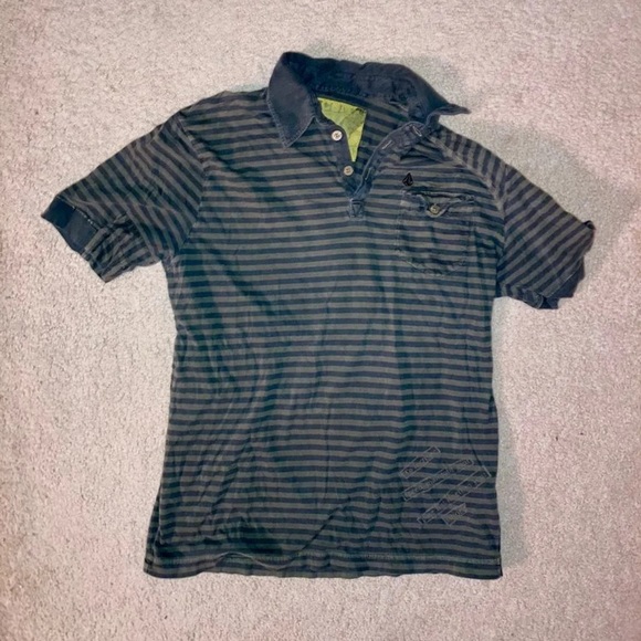 Volcom Polo - Picture 1 of 2